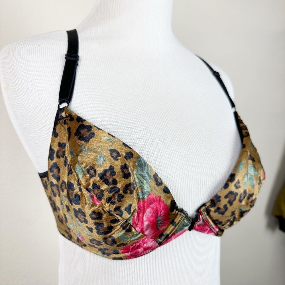 Victorias Secret Vintage Cheetah Rose Push Up Second Skin Bra 34C